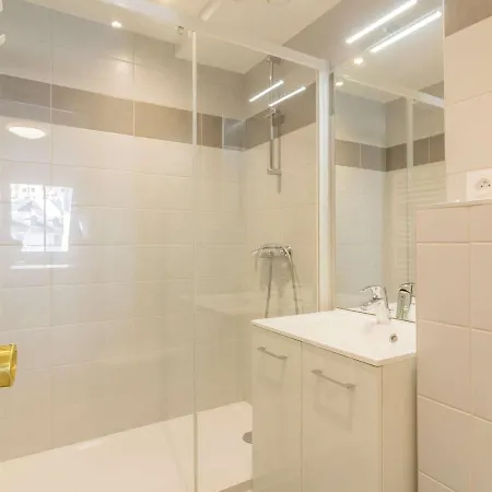 Apartament Cosy Avec Balcon, Centre-ville, Proche Telecabine, Wifi Inclus - Fr-1-401-235