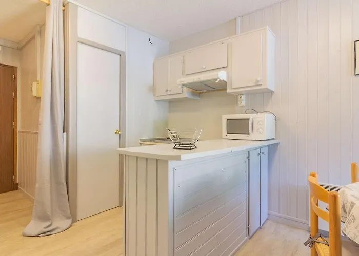 Cosy Avec Balcon, Centre-ville, Proche Telecabine, Wifi Inclus - Fr-1-401-235 Апартаменты *